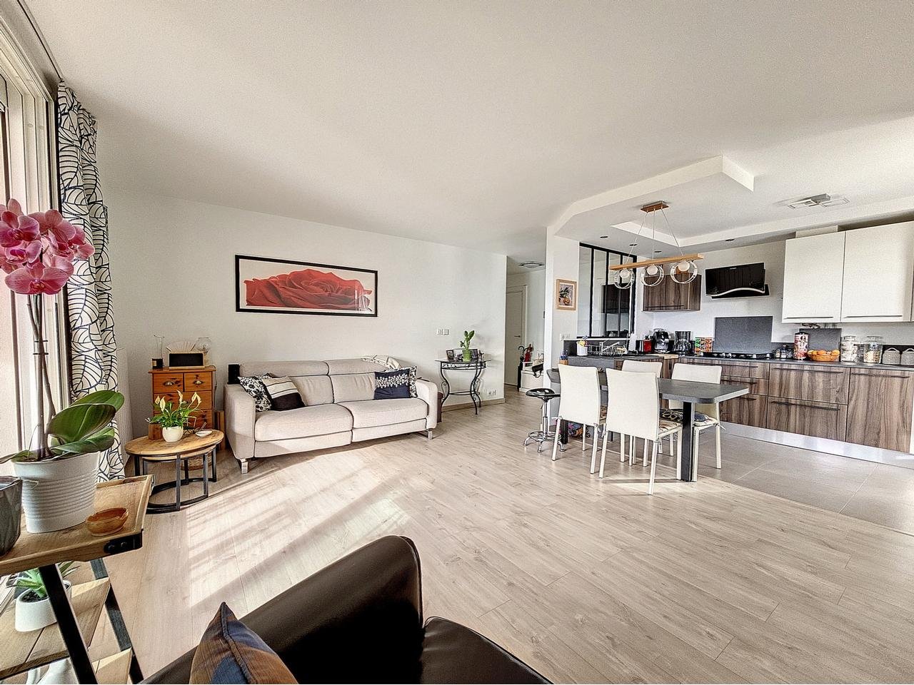 Vente Appartement 98m² 4 Pièces à Nice (06000) - Nice Vue Mer Immobilier