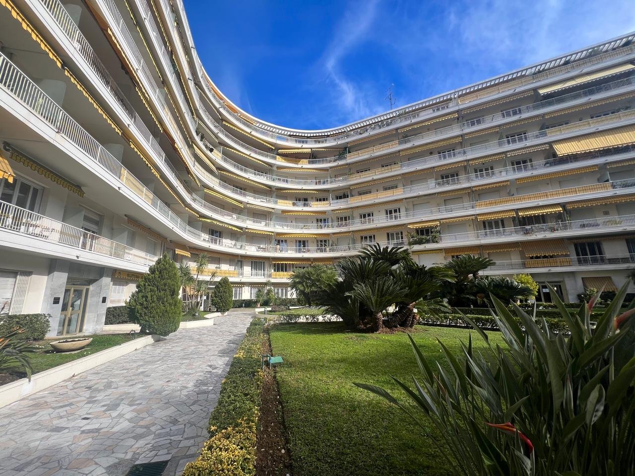 Vente Appartement 59m² 3 Pièces à Nice (06200) - Nice Vue Mer Immobilier